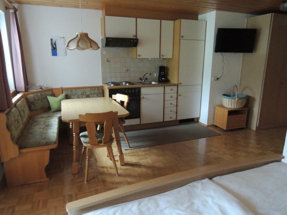 Appartements Karin Mitten Im Gruenen Schoppernau Extérieur photo
