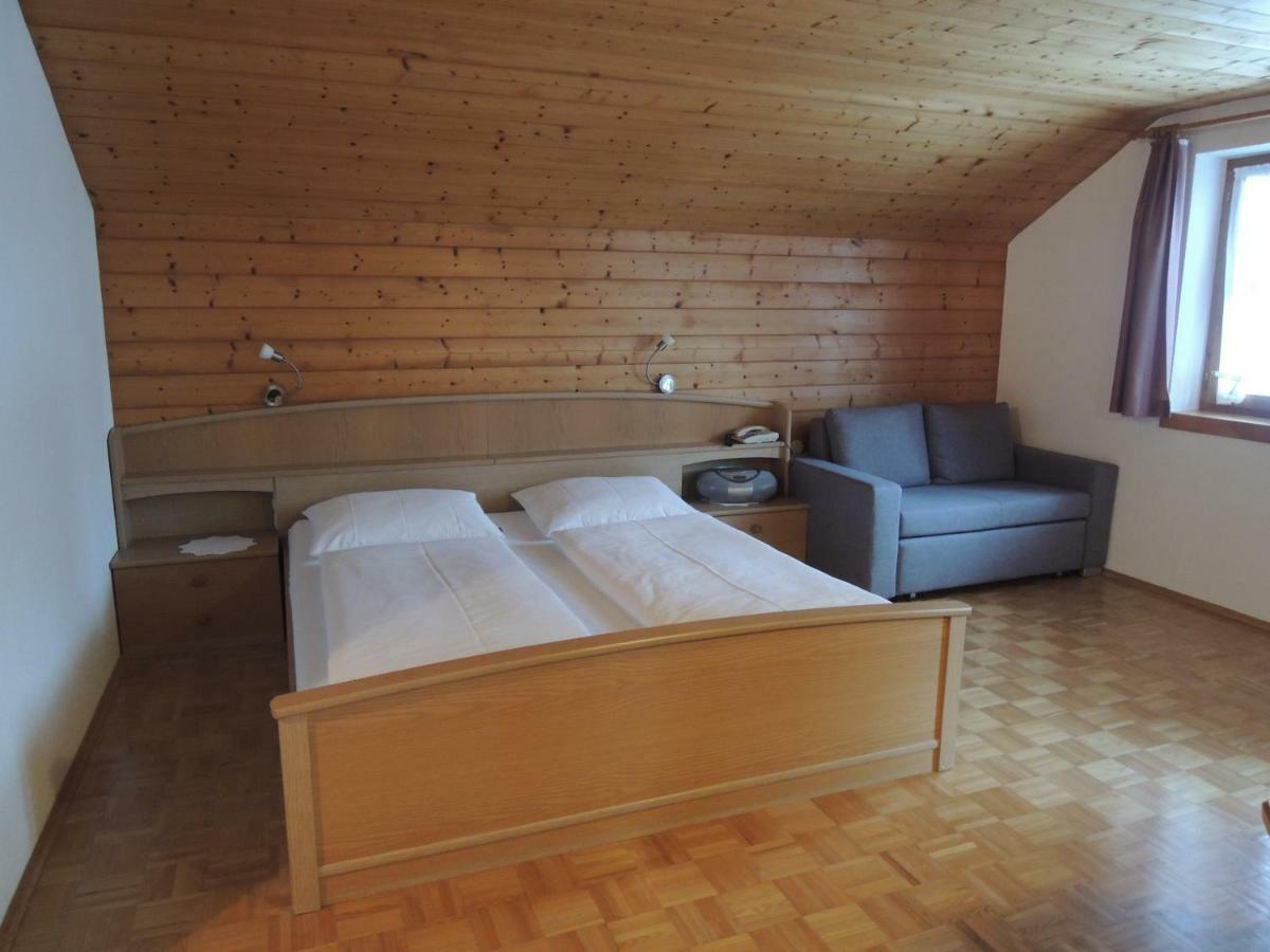 Appartements Karin Mitten Im Gruenen Schoppernau Extérieur photo
