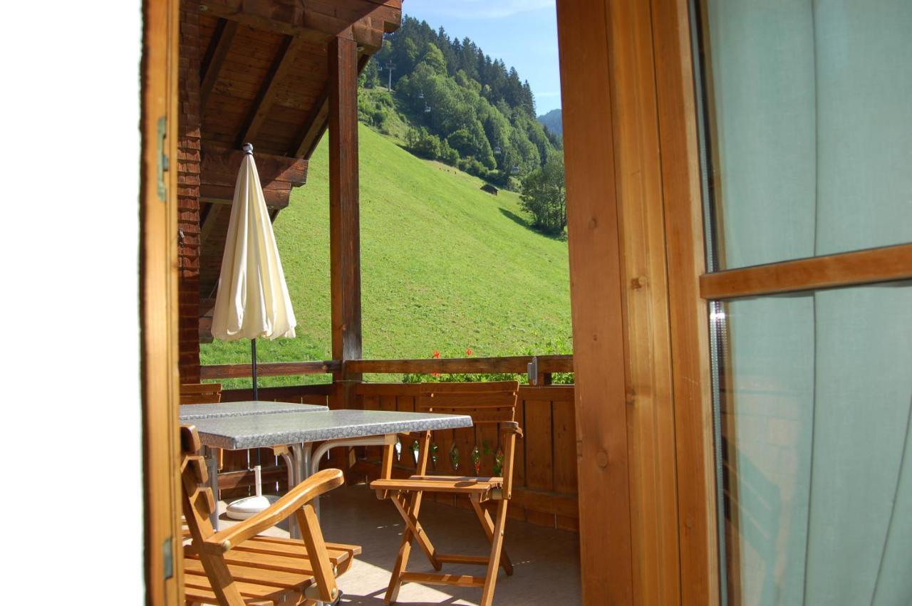 Appartements Karin Mitten Im Gruenen Schoppernau Extérieur photo